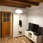 Dom Tkacki Gościnne Jacuzzi W Ogrodzie Kudowa-zdrój Apartament Kudowa-Zdrój