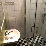 Dom Tkacki Pokoje Goscinne Jacuzzi W Ogrodzie Kudowa-Zdroj * Kudowa Zdroj