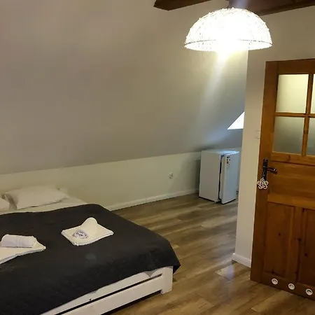 Dom Tkacki Pokoje Gościnne Jacuzzi w Ogrodzie Kudowa-Zdrój * Kudowa-Zdrój