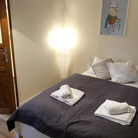 Dom Tkacki - - - Jacuzzi