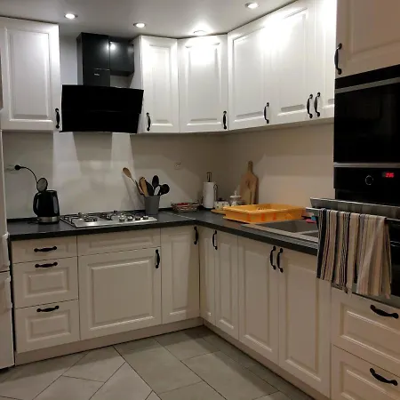 Apartamento Dom Tkacki Pokoje Gościnne Jacuzzi w Ogrodzie Kudowa-Zdrój *