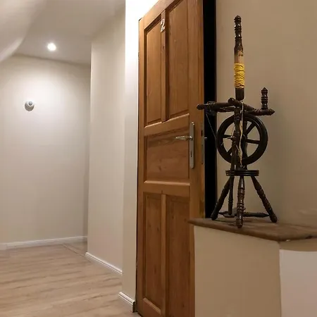 アパート Dom Tkacki Pokoje Goscinne Jacuzzi W Ogrodzie Kudowa-Zdroj *