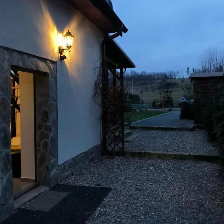 Dom Tkacki Pokoje Goscinne Jacuzzi W Ogrodzie Kudowa-Zdroj * Bad Kudowa