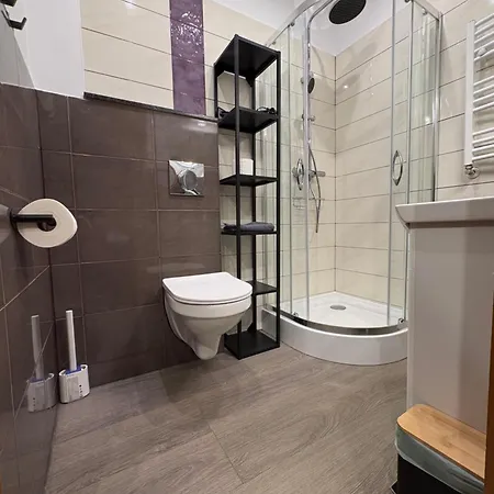 Dom Tkacki Pokoje Goscinne Jacuzzi W Ogrodzie Kudowa-Zdroj Apartment *