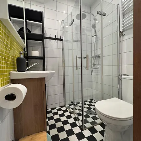 Dom Tkacki Pokoje Goscinne Jacuzzi W Ogrodzie Kudowa-Zdroj Apartment