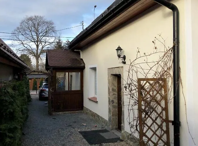 Dom Tkacki Gościnne Jacuzzi W Ogrodzie Kudowa-zdrój