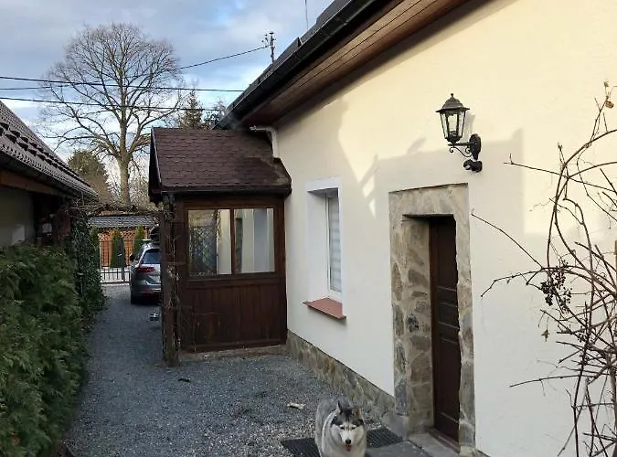 Dom Tkacki Pokoje Goscinne Jacuzzi W Ogrodzie Kudowa-Zdroj * Kudowa Zdroj