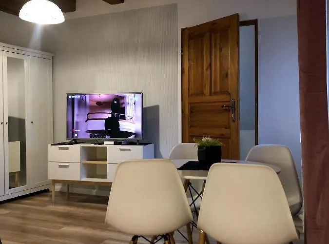 Dom Tkacki Gościnne Jacuzzi W Ogrodzie Kudowa-zdrój Apartament Kudowa-Zdrój