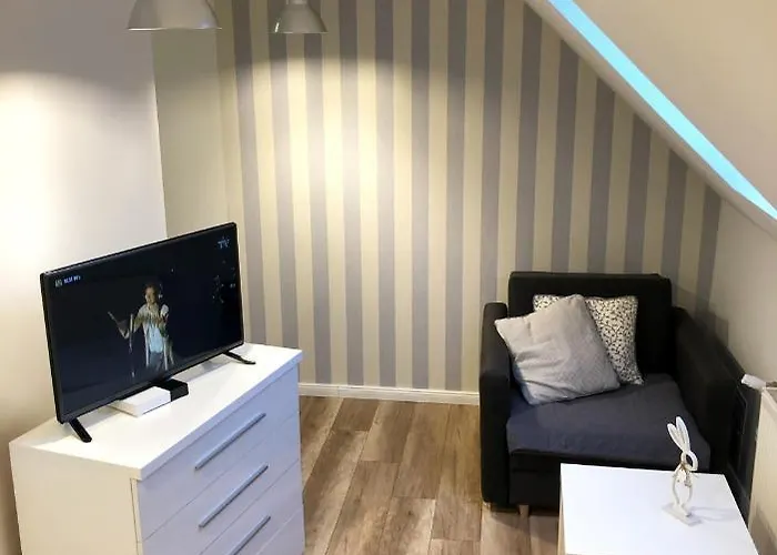 Dom Tkacki Gościnne Jacuzzi W Ogrodzie Kudowa-zdrój *