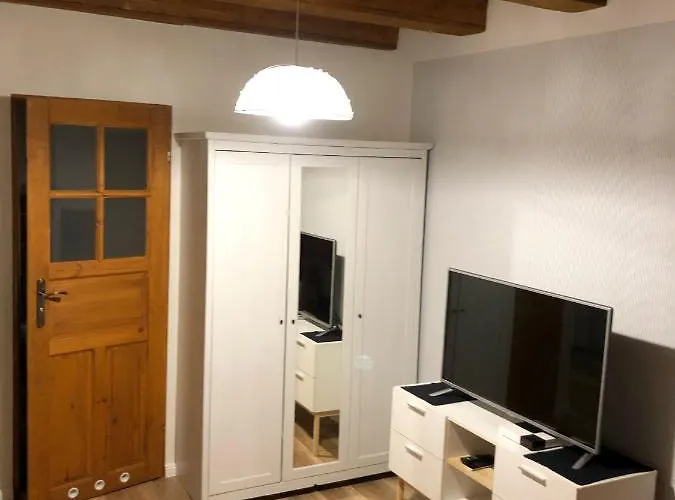 Dom Tkacki Gościnne Jacuzzi W Ogrodzie Kudowa-zdrój Apartament Kudowa-Zdrój