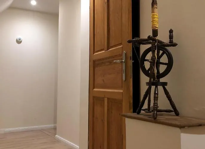 Apartment Dom Tkacki Pokoje Goscinne Jacuzzi W Ogrodzie Kudowa-Zdroj *