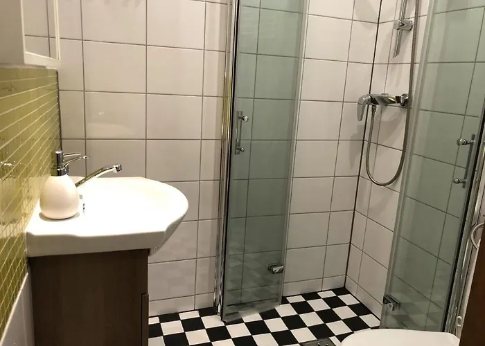 Dom Tkacki Gościnne Jacuzzi W Ogrodzie Kudowa-zdrój *