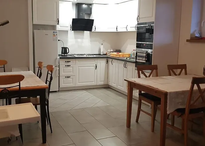 Dom Tkacki Pokoje Goscinne Jacuzzi W Ogrodzie Kudowa-Zdroj * Kudowa Zdroj